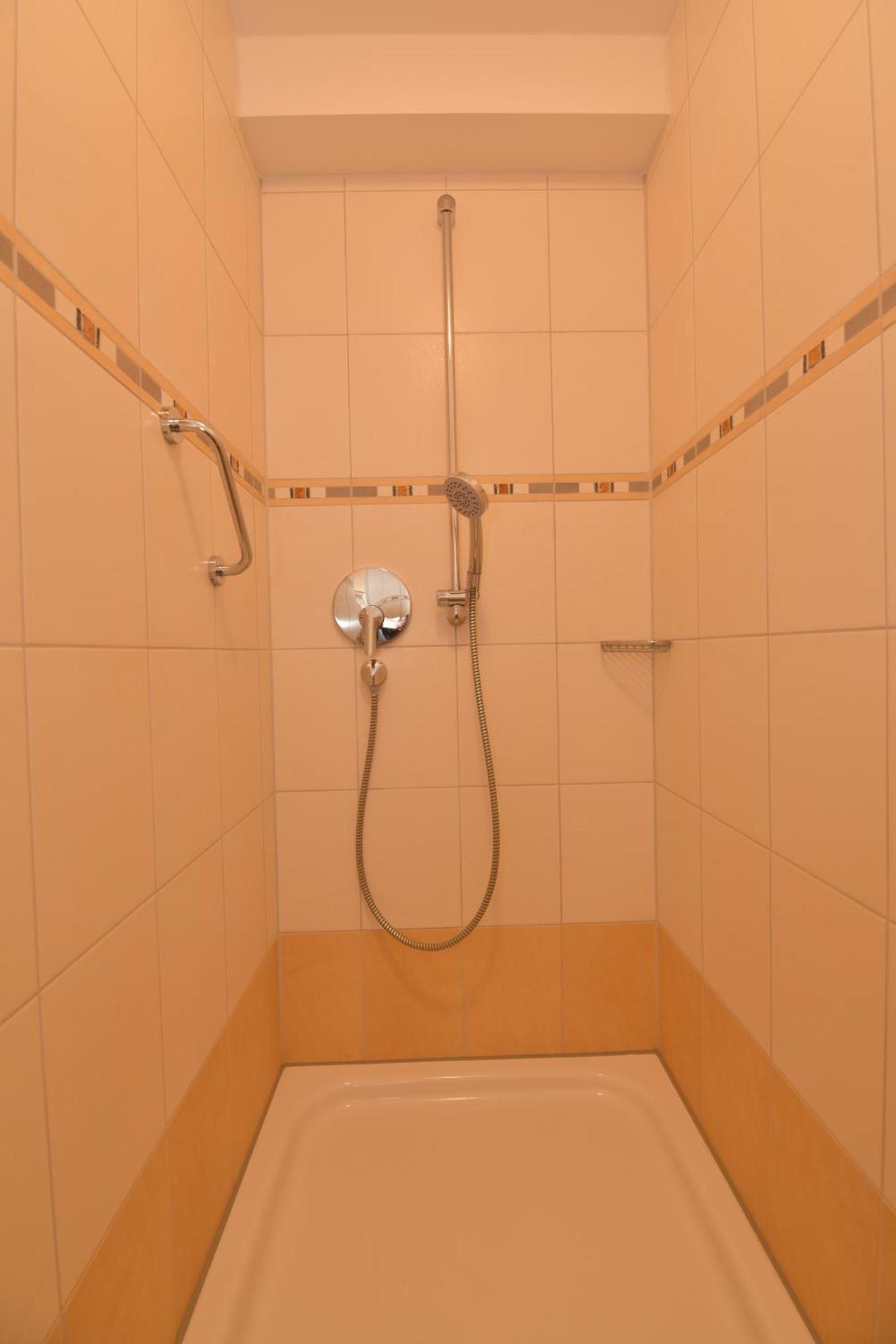 Erlkoenig Gaesteappartements Bad Füssing エクステリア 写真