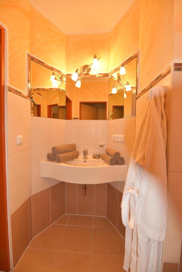Erlkoenig Gaesteappartements Bad Füssing エクステリア 写真